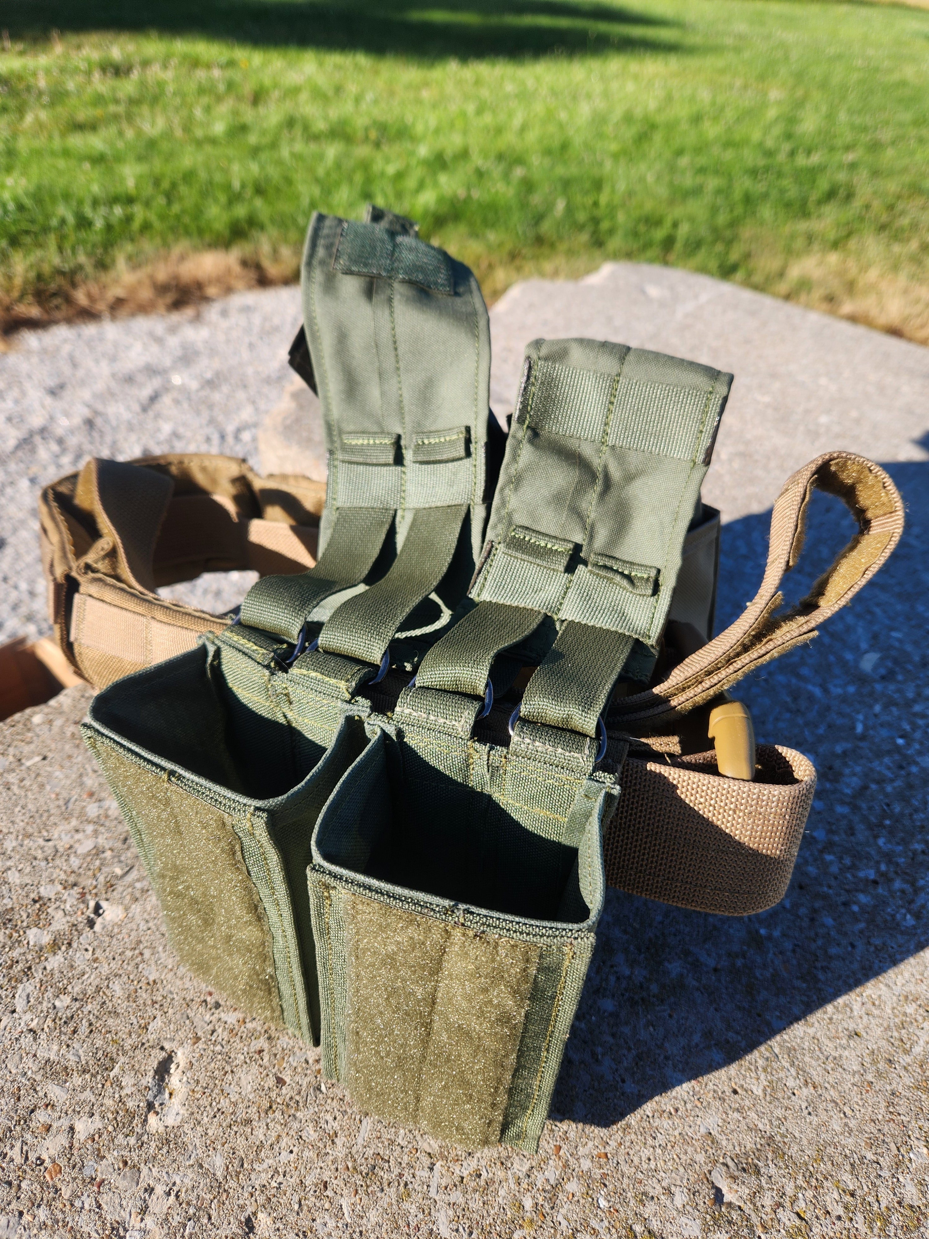 Chameleon Double Magazine Pouch